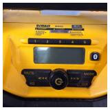DEWALT DCR025 20V/60V MAX FLEXVOLT Bluetooth Jobsite Radio & Battery Charger