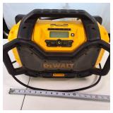 DEWALT DCR025 20V/60V MAX FLEXVOLT Bluetooth Jobsite Radio & Battery Charger