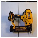 DEWALT 20V MAX XR 18-Gauge Cordless Brad Nailer (DCN680) with 2.0Ah Battery