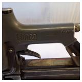 Professional Senco PW Roofing Stapler (GA0001) - 16 Gauge Wide Crown