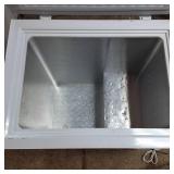 Nice, Working Magic Chef Chest Freezer -  Compact 5.2 Cubic Foot -  33.5" x 27.5" x 21" (deep)