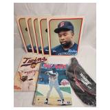 TWINS Variety Box - Cups/Newspaper/Fanny Pack/ U of M Towel