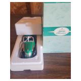 NEW IN BOX -Hallmark Kiddie Car Classics 1937Steelcraft Junior Streamliner