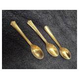 Vintage Arabia Finland "Resta" white tea cups and matching tableware -Lot of 23 pieces