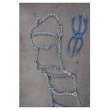 2 NEW TRUCK TIRE CHAINS