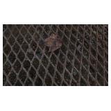 1 METAL SCREEN, 2 ALUMINUM SCREENS