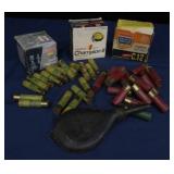 LARGE LOT OF VINTAGE POWDER AND SHOT FLASK, AND AMMO