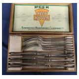 ANTIQUE KEEN KUTTER SILVERWARE SET