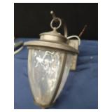 LARGE OUTDOOR LIGHT