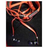 BEATS BY DR. DRE MONSTER TOUR (FIRST GENERATION)