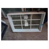 Anderson Stationary White With Grids