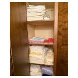 PAVILIA Luxury Knit Blanket 50x60 - White Sheets & Pillowcases - Assorted Linens