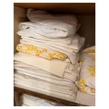 PAVILIA Luxury Knit Blanket 50x60 - White Sheets & Pillowcases - Assorted Linens