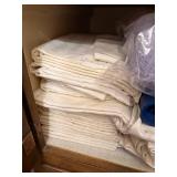 PAVILIA Luxury Knit Blanket 50x60 - White Sheets & Pillowcases - Assorted Linens