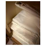 PAVILIA Luxury Knit Blanket 50x60 - White Sheets & Pillowcases - Assorted Linens