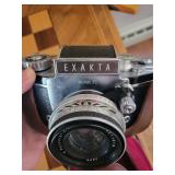 Exakta Varex IIb 35mm SLR - 50mm Lens - Made in Germany - Leather Case