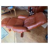 Vintage Ekornes Stressless Brown Leather Recliner Lounge Chair w/ Ottoman Wood Base