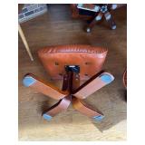 Vintage Ekornes Stressless Brown Leather Recliner Lounge Chair w/ Ottoman Wood Base