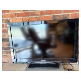 Panasonic VIERA Flat Screen TV w/ Stand & Toshiba SD-V394 Combo