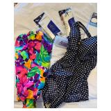 Gottex & Windsong Womenâs Swimsuit Lot w/ 3 Speedo Caps Size 10
