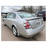 2005 NISSAN ALTIMA 3.5 SE *1 Owner | No Accidents Reported* (NO RESERVE)