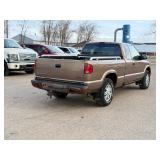 2003 GMC SONOMA SL *4x4 | No Accidents Reported* (NO RESERVE)