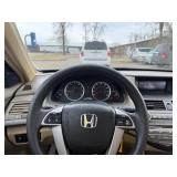 2009 HONDA ACCORD LX *No Accidents* (NO RESERVE)