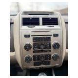 2009 FORD ESCAPE XLT *No Accidents Reported* (NO RESERVE)