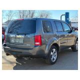2012 HONDA PILOT EX *All Wheel Drive* (NO RESERVE)