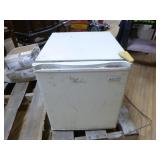 Magic Chef Mini Fridge