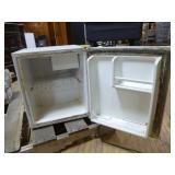 Magic Chef Mini Fridge