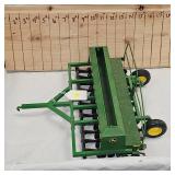 1/16th John Deere Grain Drill