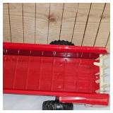 1/16 IH 492 Spreader