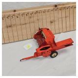 1:16 Tru Scale Baler