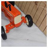 1:16 Allis Chalmers D-19