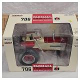 Ertl Farmall 706 1:16  in box
