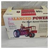 Ertl Farmall 706 1:16  in box