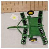 1:16 John Deere Disc 1968
