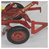 1/16th Vintage McCormick