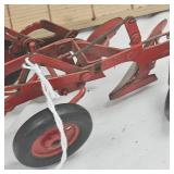 1/16th Vintage McCormick