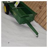 1/16 John Deere Spreader