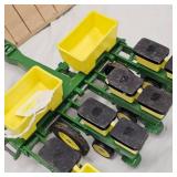 1/16 John Deere Four Row Planter