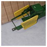 1/16th John Deere Baler