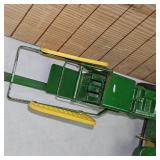 1/16th John Deere Baler