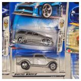 Lot of 10 Hot Wheel Cars