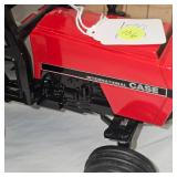 1:16 IH 2594 Tractor