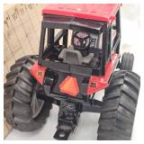 1:16 IH 2594 Tractor