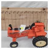 1/16 Allis Chalmers 200 Tractor