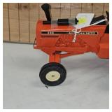 1/16 Allis Chalmers 200 Tractor