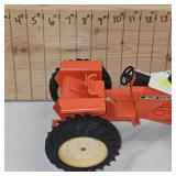 1/16 Allis Chalmers 200 Tractor